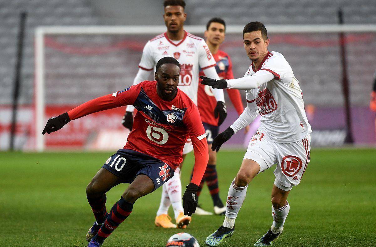 了他个人能 了他个人能