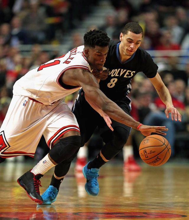 成为焦点 成为焦点